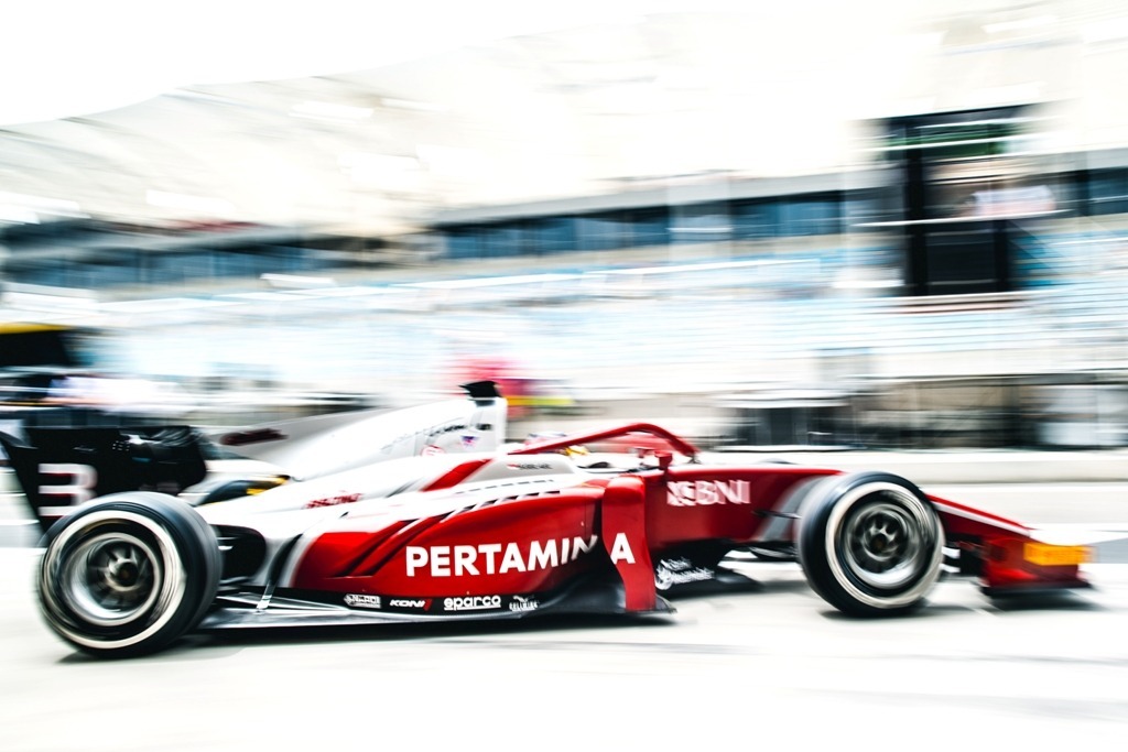 FIA F2 Race - Sakhir, Bahrain