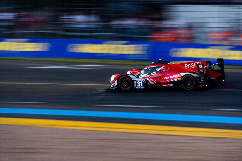 24 Hours of Le Mans: Race